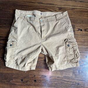Old Navy Tan Cargo Shorts Relaxed Fit
